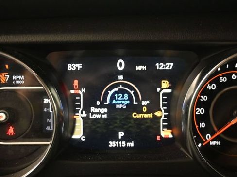 Used 2023 Jeep Gladiator Overland AWD/4WD image 20
