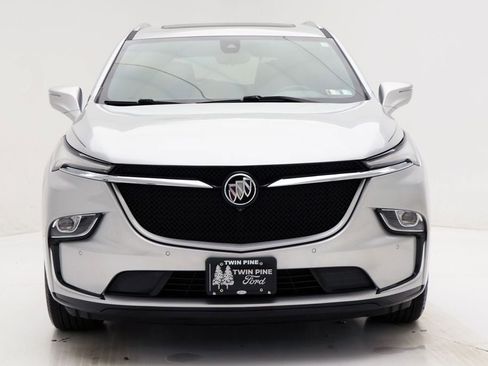 Used 2022 Buick Enclave Essence w/ Experience Buick Package AWD/4WD image 5