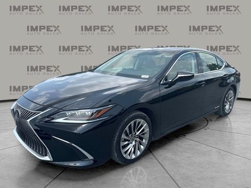 Used 2019 Lexus ES 300h w/ Accessory Package 2 FWD image 1