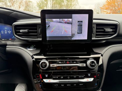 Used 2021 Ford Explorer ST w/ Equipment Group 401A image 21