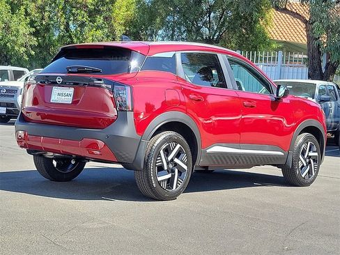 New 2026 Nissan Kicks SV image 2