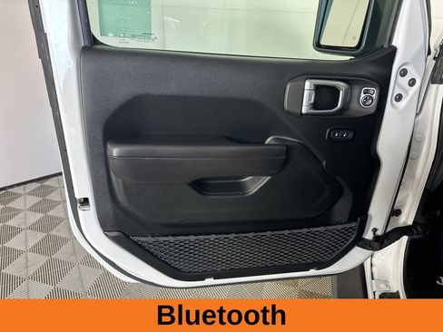 Used 2020 Jeep Gladiator Sport w/ Quick Order Package 24S image 9