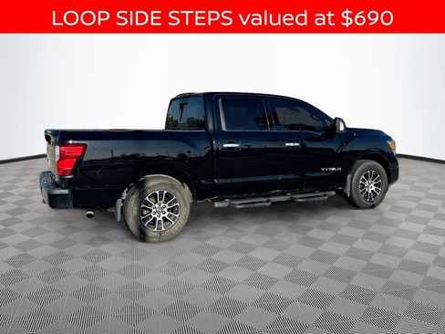 Used 2021 Nissan Titan SV w/ SV Convenience Package image 5