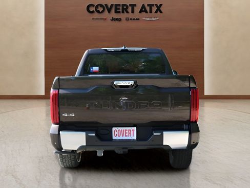 Used 2024 Toyota Tundra Limited w/ Power Package AWD/4WD image 4