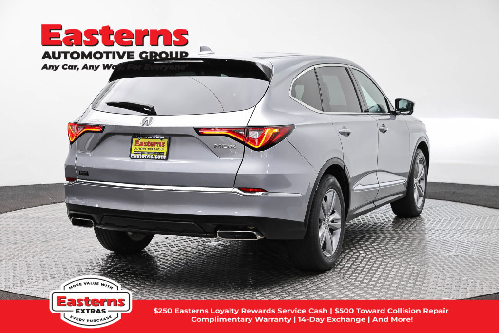 Used 2023 Acura MDX SH-AWD image 6