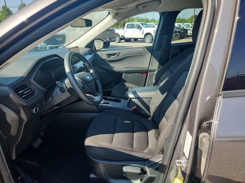 Used 2025 Ford Escape Active AWD/4WD image 13
