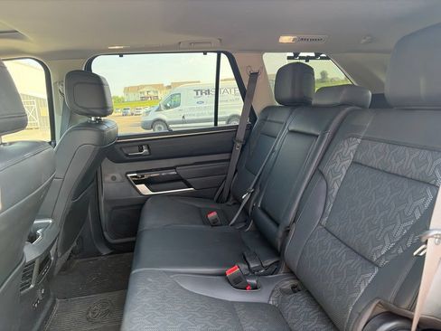 Used 2024 Toyota Sequoia Limited AWD/4WD image 6