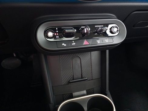 New 2025 MINI Cooper S image 24