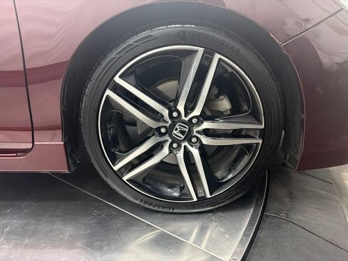 Used 2016 Honda Accord Sport image 9
