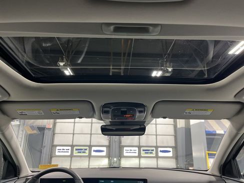 Used 2025 Hyundai Tucson SEL AWD/4WD image 32