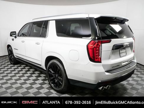 Certified 2023 GMC Yukon XL Denali Ultimate image 3
