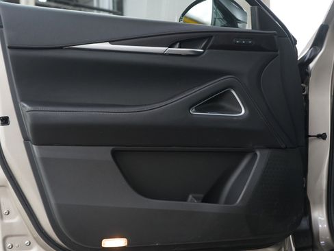 Used 2024 INFINITI QX60 Sensory image 24