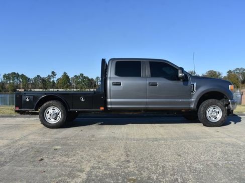 Used 2022 Ford F350 XL w/ Power Equipment Group image 3