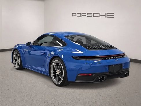Certified 2025 Porsche 911 Carrera RWD image 3