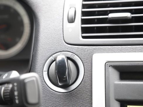 Used 2012 Volvo C70 T5 image 20