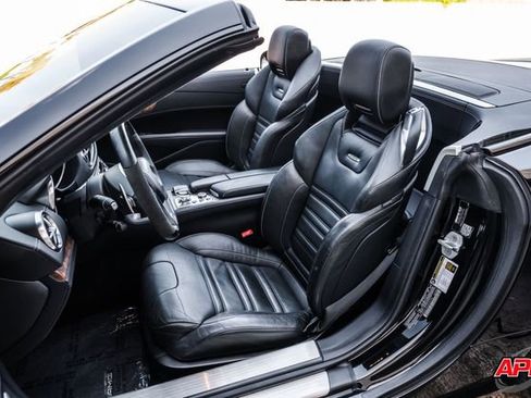 Used 2016 Mercedes-Benz SL 63 AMG AMG SL 63 w/ Driver Assistance Package image 4