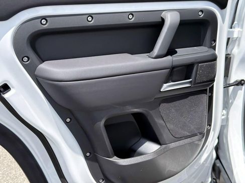New 2026 Land Rover Defender 110 S AWD/4WD image 12