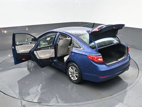 Used 2017 Hyundai Sonata SE FWD image 24