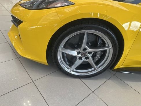 New 2025 Chevrolet Corvette E-Ray image 8