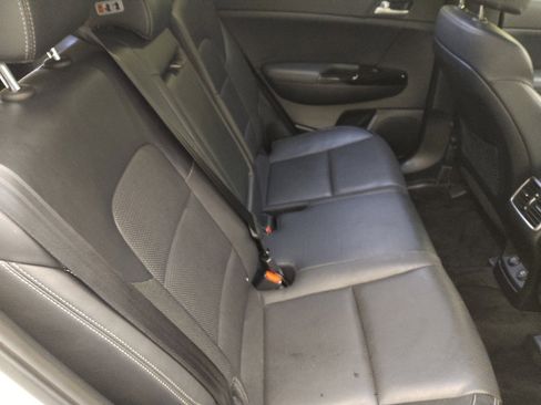 Used 2018 Kia Sportage SX image 19