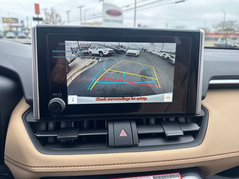 New 2025 Toyota RAV4 XLE image 18