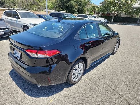 Used 2024 Toyota Corolla LE FWD image 5