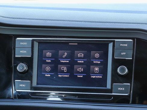 Certified 2024 Volkswagen Jetta Sport image 15