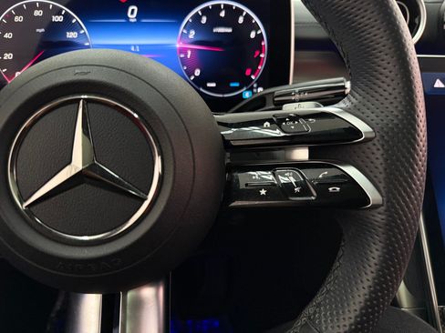 Used 2023 Mercedes-Benz C 300 Sedan image 30