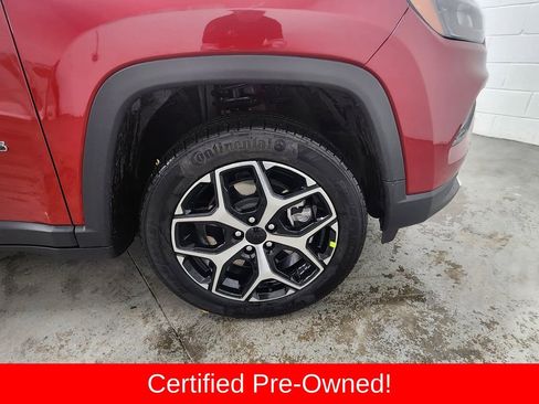Certified 2025 Jeep Compass Limited image 46
