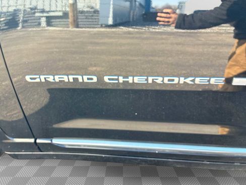 Used 2022 Jeep Grand Cherokee Summit image 33