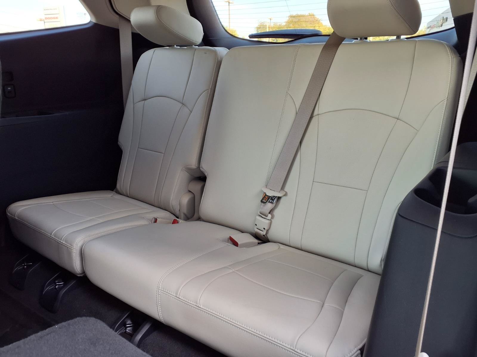 Used 2023 Buick Enclave Essence w/ Experience Buick Package FWD image 20