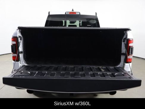 Used 2022 RAM 1500 Laramie AWD/4WD image 17