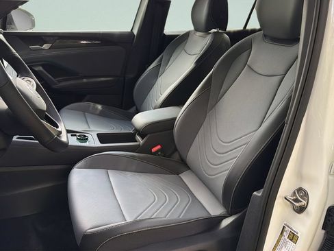 New 2026 Volkswagen Tiguan SE R-Line FWD image 27