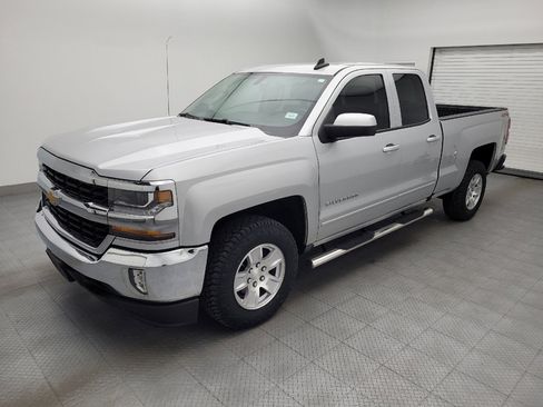 Used 2018 Chevrolet Silverado 1500 LT w/ All Star Edition AWD/4WD image 2