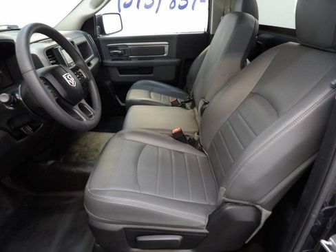 Used 2018 RAM 1500 Express RWD image 7