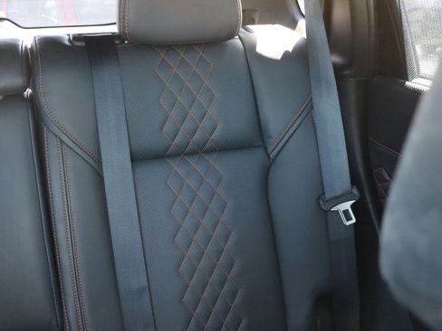 Used 2023 Mitsubishi Outlander SEL AWD/4WD image 14