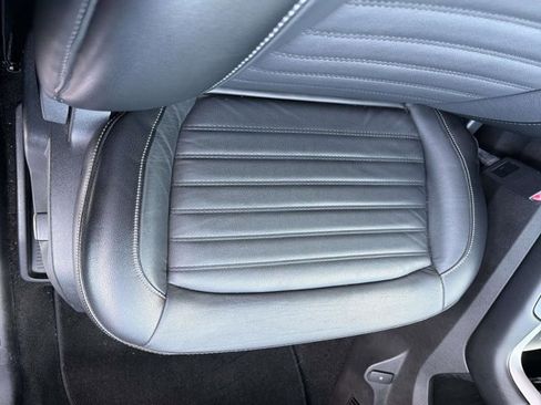 Used 2017 Ford Edge SEL w/ Equipment Group 201A image 18