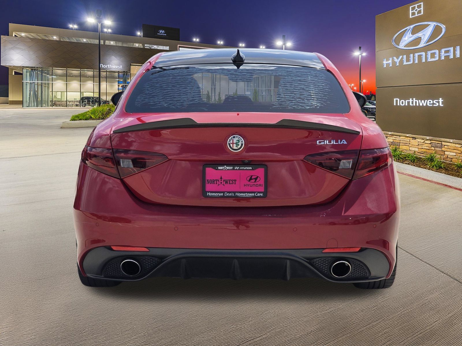 Used 2018 Alfa Romeo Giulia Ti Sport w/ Quick Order Package 22U Sport RWD image 8