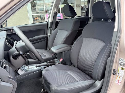 Used 2015 Subaru Forester 2.5i Premium w/ All-Weather Package AWD/4WD image 7
