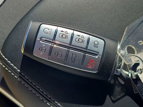 Used 2023 Genesis GV70 2.5T w/ Sport Prestige Package image 38