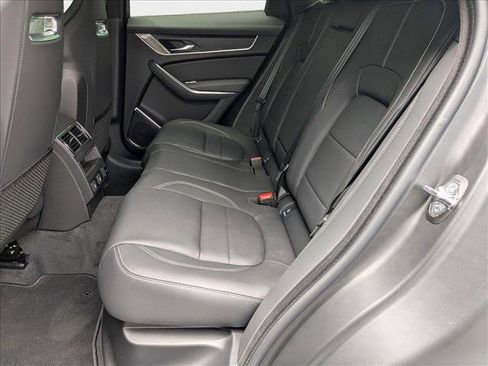 New 2026 Jaguar F-PACE R-Dynamic S image 15