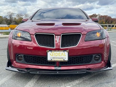 Used 2009 Pontiac G8 GT w/ Premium Package image 2