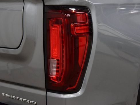 Used 2023 GMC Sierra 1500 Denali Ultimate image 21