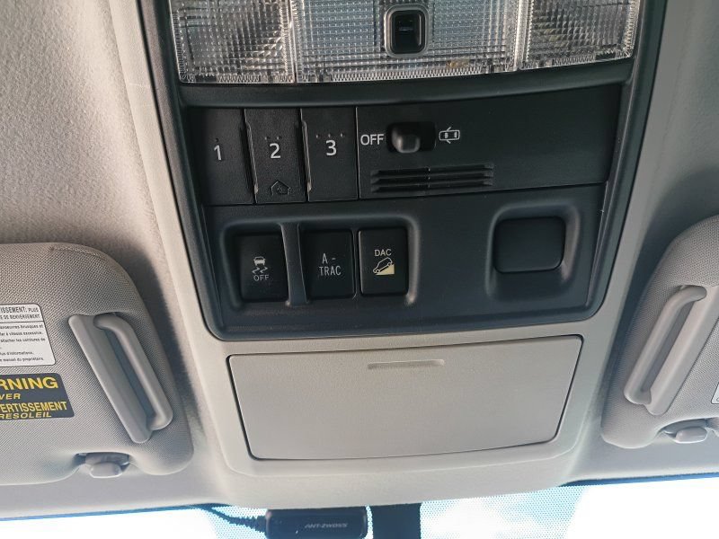 Used 2013 Toyota 4Runner SR5 AWD/4WD image 14