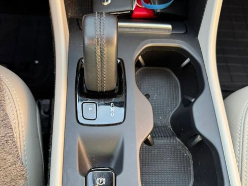 Used 2019 Volvo XC40 T5 Momentum AWD/4WD image 19