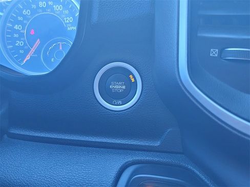 Used 2020 RAM 1500 Big Horn image 29