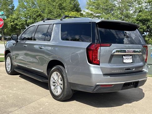 Used 2023 GMC Yukon XL SLT AWD/4WD image 10