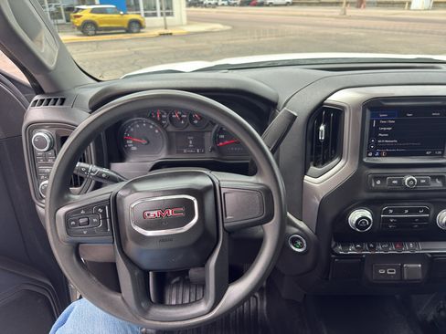 Used 2023 GMC Sierra 1500 Pro w/ Pro Value Package AWD/4WD image 9