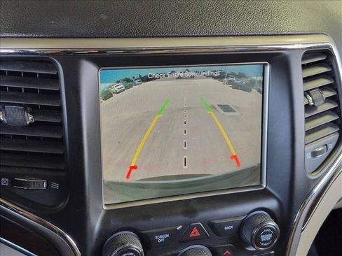 Used 2014 Jeep Grand Cherokee Limited RWD image 13