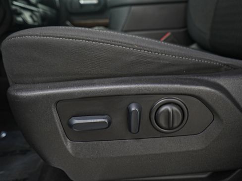 Used 2023 GMC Sierra 2500 SLE w/ SLE Convenience Package image 23